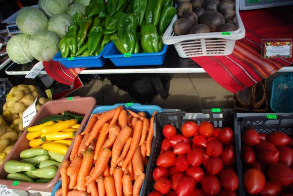Кабинетът разреши на пловдивските фермери да предлагат зеленчуците си и в София