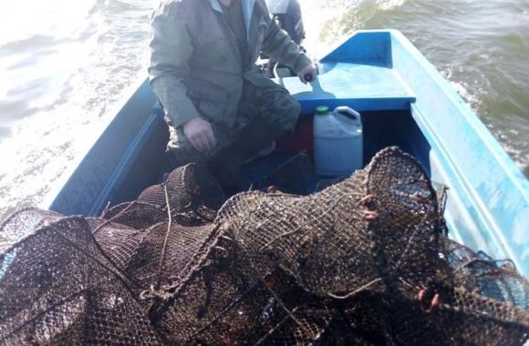 Извадиха 30 бракониерски винтера от езерото Дуранкулак