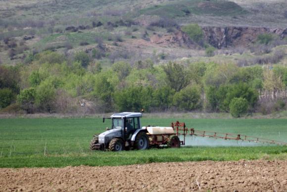Община Ловеч с апел към фермерите да ограничат наторяването около водоизточници