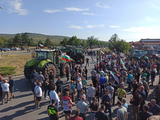Земеделците влизат в София още днес, след протеста на миньорите