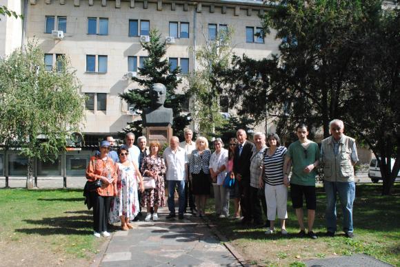 Обединени земеделци се поклониха пред Никола Петков 