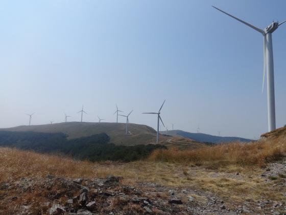 Еврокомисията: До 2030 г. мощностите за вятърна енергия да се увеличат над 2 пъти