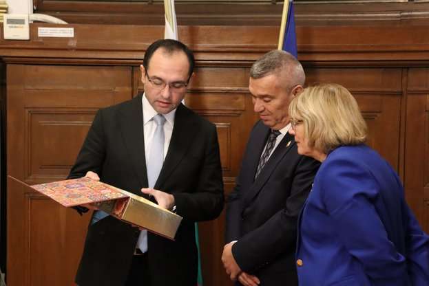 Ще разширяваме селскостопанската търговия с Азербайджан