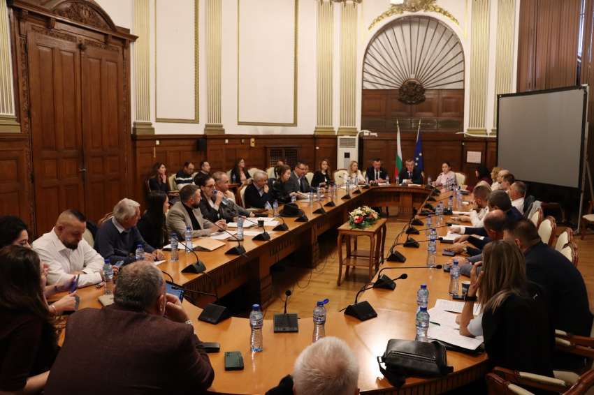 Ще броят стопанствата по области, преди да се предложи проектозакон за браншовите организации