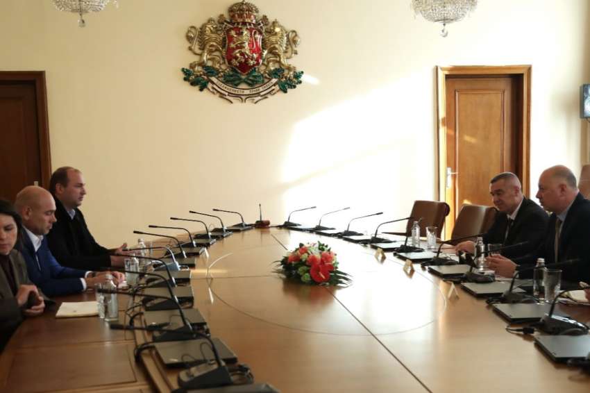 Желязков обещава овцевъдите да бъдат обезщетени до края на декември