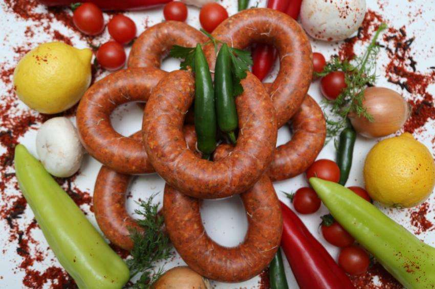 Иззеха над половин тон внасяни от Сърбия храни без нужните документи