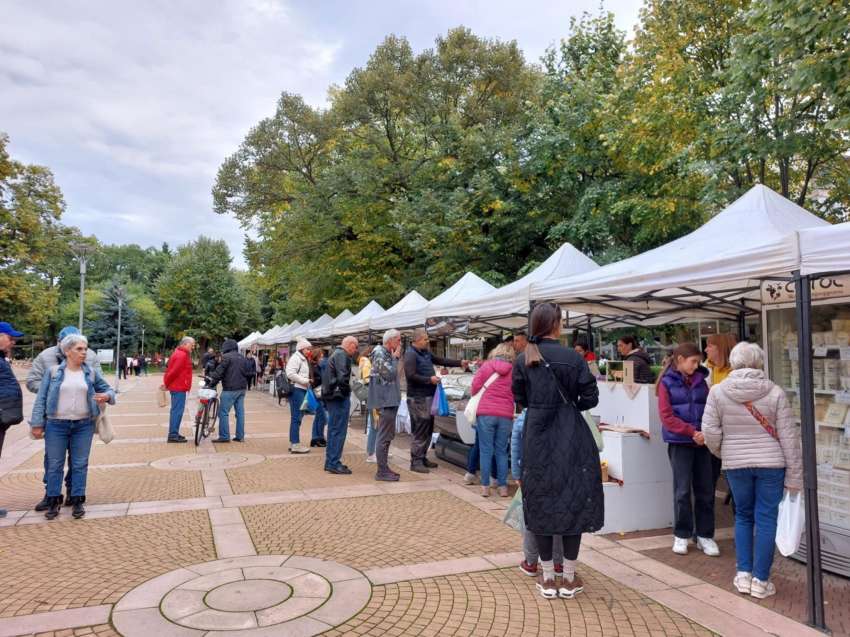 Изложението за фермери и занаятчии в Ямбол този път ще е по Коледа