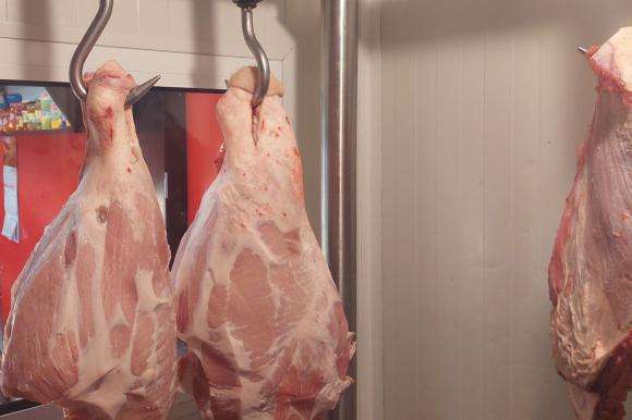 Çåëåíèòå ïîëèòèêè îãðàíè÷àâàò äîñòúïà íà ìåñî îò ÅÑ äî ñâåòîâíèòå ïàçàðè