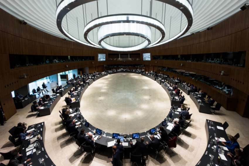 Европарламентът обсъжда авторското право и изкуствения интелект