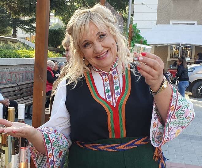 ����� �������� ���� �� ������ � ������� � ��������� ���������