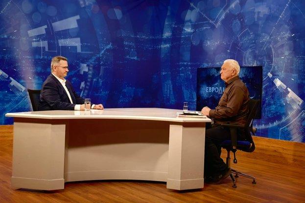 ��������� ��������� �� ������������ � ��������� ���� � ��� 