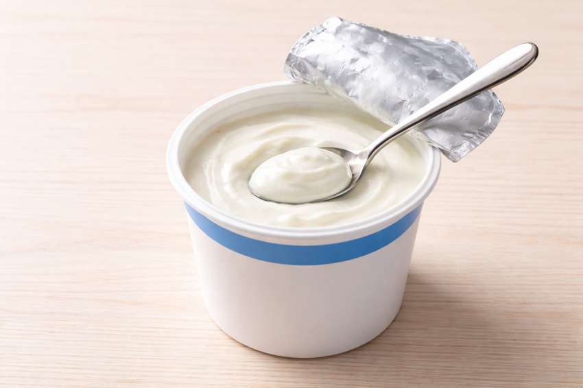 Киселото мляко със седмичен скок от 14% на едро