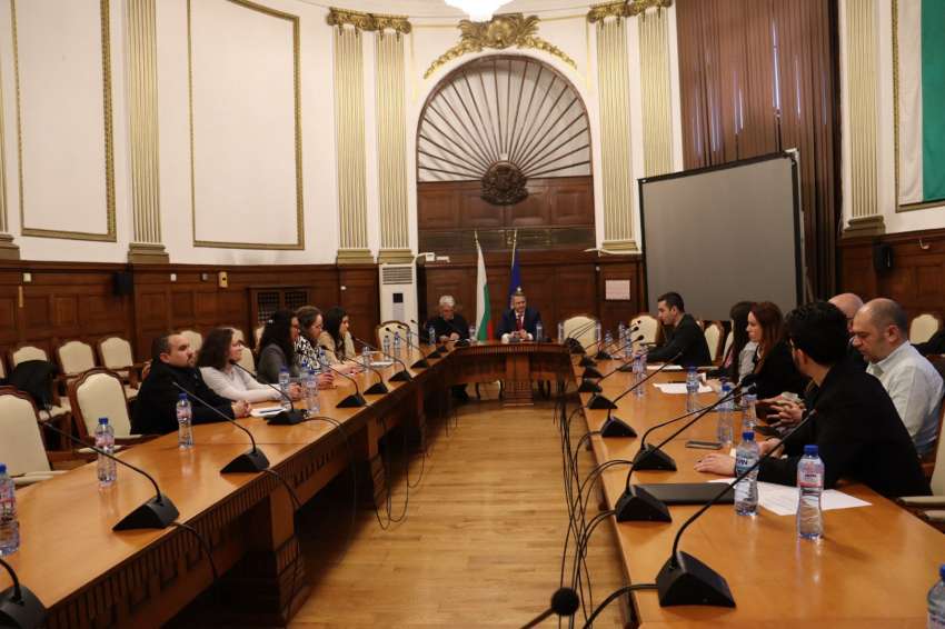 ��� �������� ������������� �� ������� ��������� ��� �������