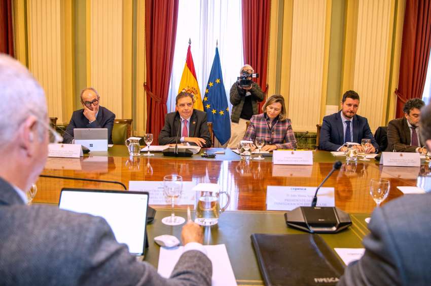 ������� �������� ����� � �������� �� ��������� � �������� ������ ������� � ������� �����