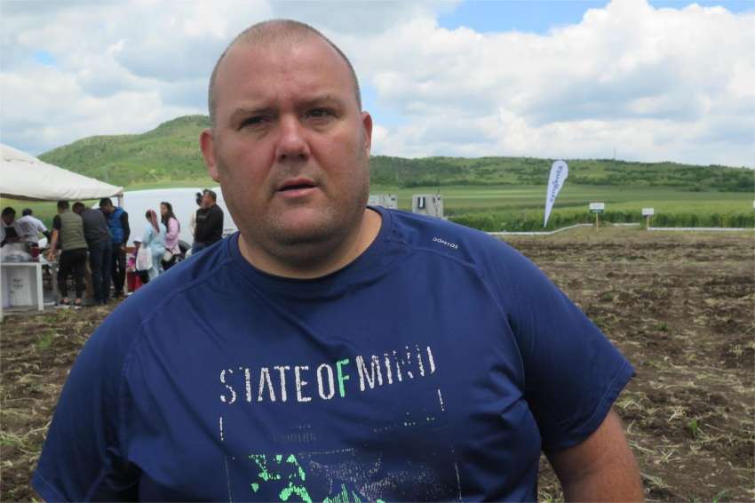 Фермери искат по 100 евро помощ за торовете и подкрепа за горивата