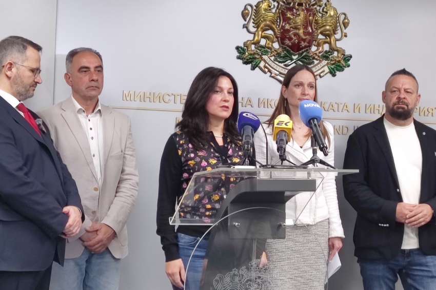 Òðè ìèíèñòåðñòâà îáìèñëÿò ïîìîù çà ôåðìåðèòå, ðåçóëòàò ùå èìà ñëåäâàùàòà ñåäìèöà