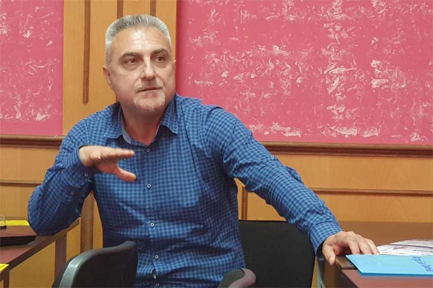 Ãåíóðîâ: È åäíî åâðî ïîìîù íÿìà äà ïîëó÷àò îðàíæåðèèòå íà õèäðîïîíèêà